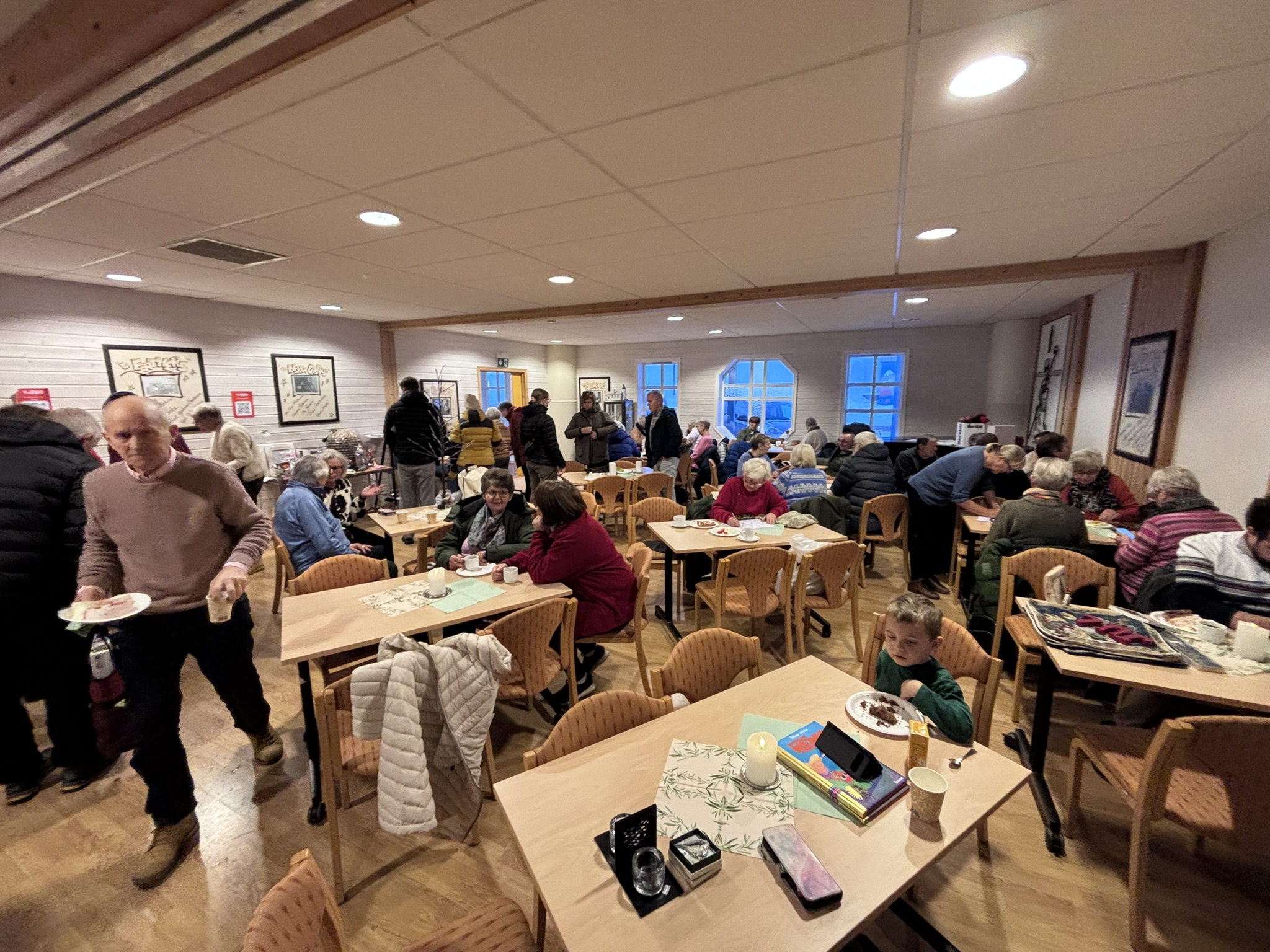 Lokaler lånes ut gratis til lag, foreninger og grupper. Her fra Damekorets basar høsten 2025