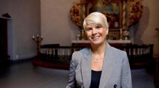 – Det er mye uro i verden, og kanskje er det derfor mange har søkt til kirken i julen, sier Kristin Gunleiksrud Raaum, leder i Kirkerådet. Foto: Kolonihaven / Den norske kirke.