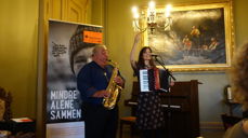 Solfrid Molland og Ion Cantaragiu Rasturnel spilte for frivillige og diakoner på diakonidagen.