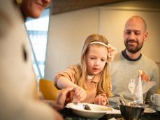 Akkurat nå er behovet for fosterforeldre spesielt stort i Drammen, Sandefjord, Tønsberg og Øvre Eiker. Ill.foto: Sven-Erling Brusletto