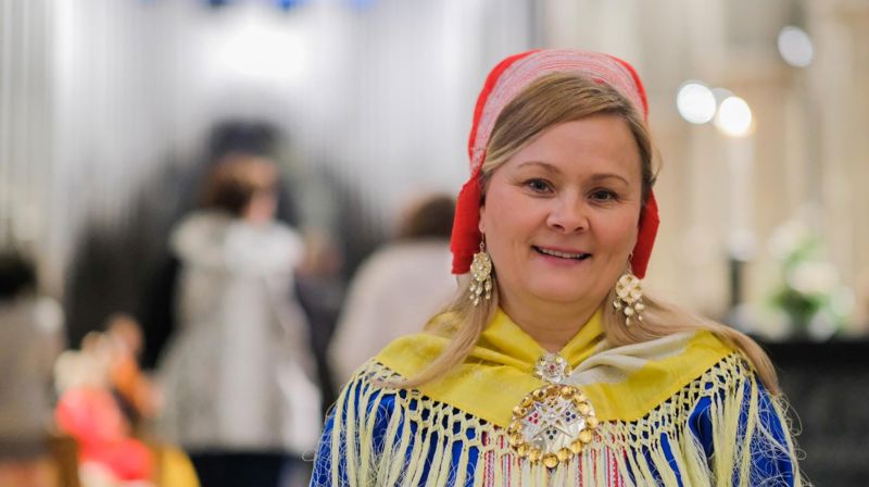 – Samenes nasjonaldag er en festdag, sier Sara Ellen Anne Eira som er leder i Samisk kirkeråd. Foto: Den norske kirke.