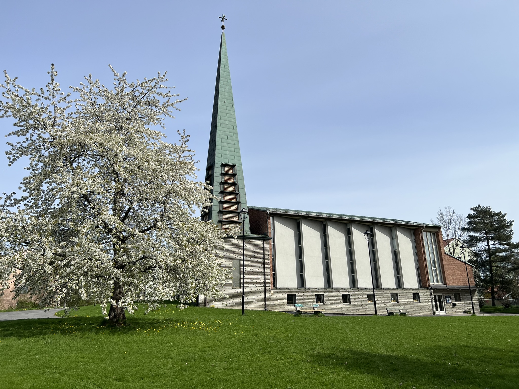 Sommer i Tonsen kirke