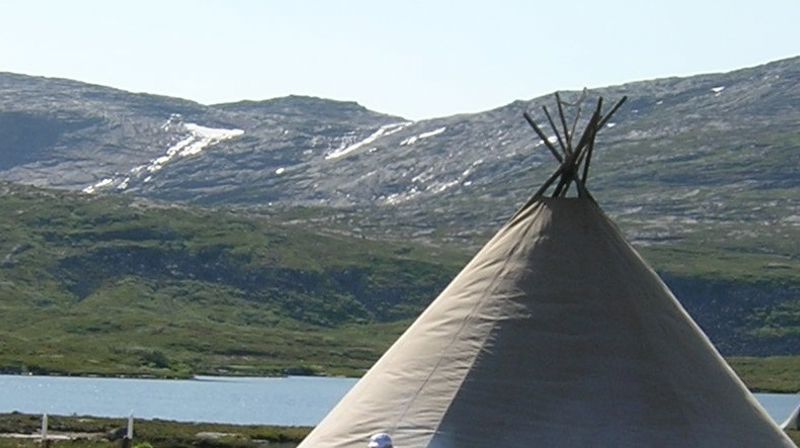 SKÆLLOEN JUPMELE-GAAGKESTIMMIE