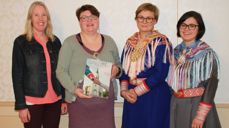 Fra presentasjonen av ressursmateriellet "Det har skjedd mitt barn" 7. januar: Fra venstre: Turid Skorpe Lannem, konstituert daglig leder Kirkelig Ressurssenter mot vold og seksuelle overgrep, Maria Roysdatter Steinsvik, prosjektmedarbeider, Sara Ellen Anne Eira, leder Samisk kirkeråd, Risten Turi Aleksandersen, generalsekretær Samisk kirkeråd.