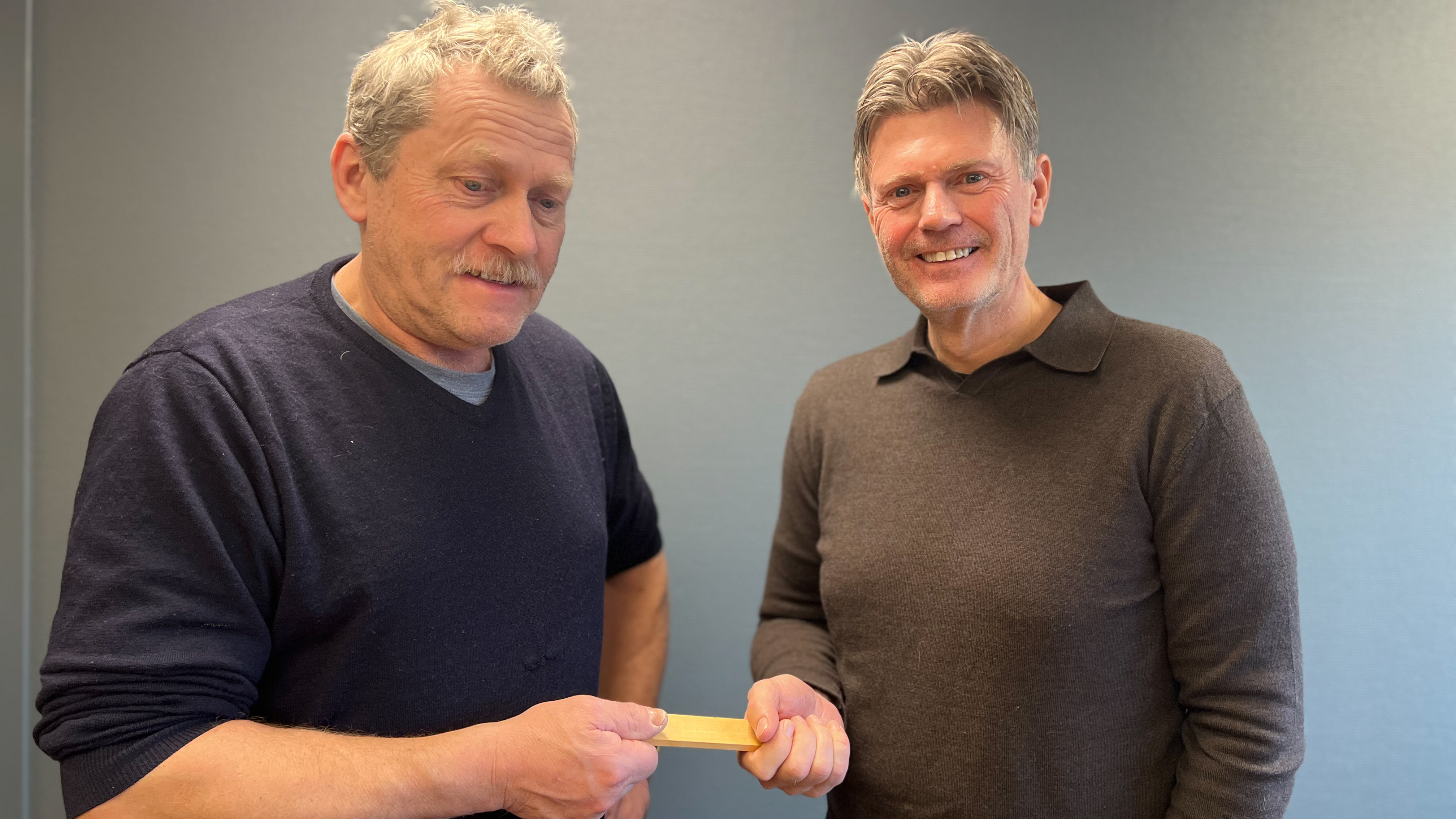 Kirkeverger: Jørgen Tore Omdal gir stafettpinnen videre til Gøran Byberg. Foto: Stine Wium Jakobsen