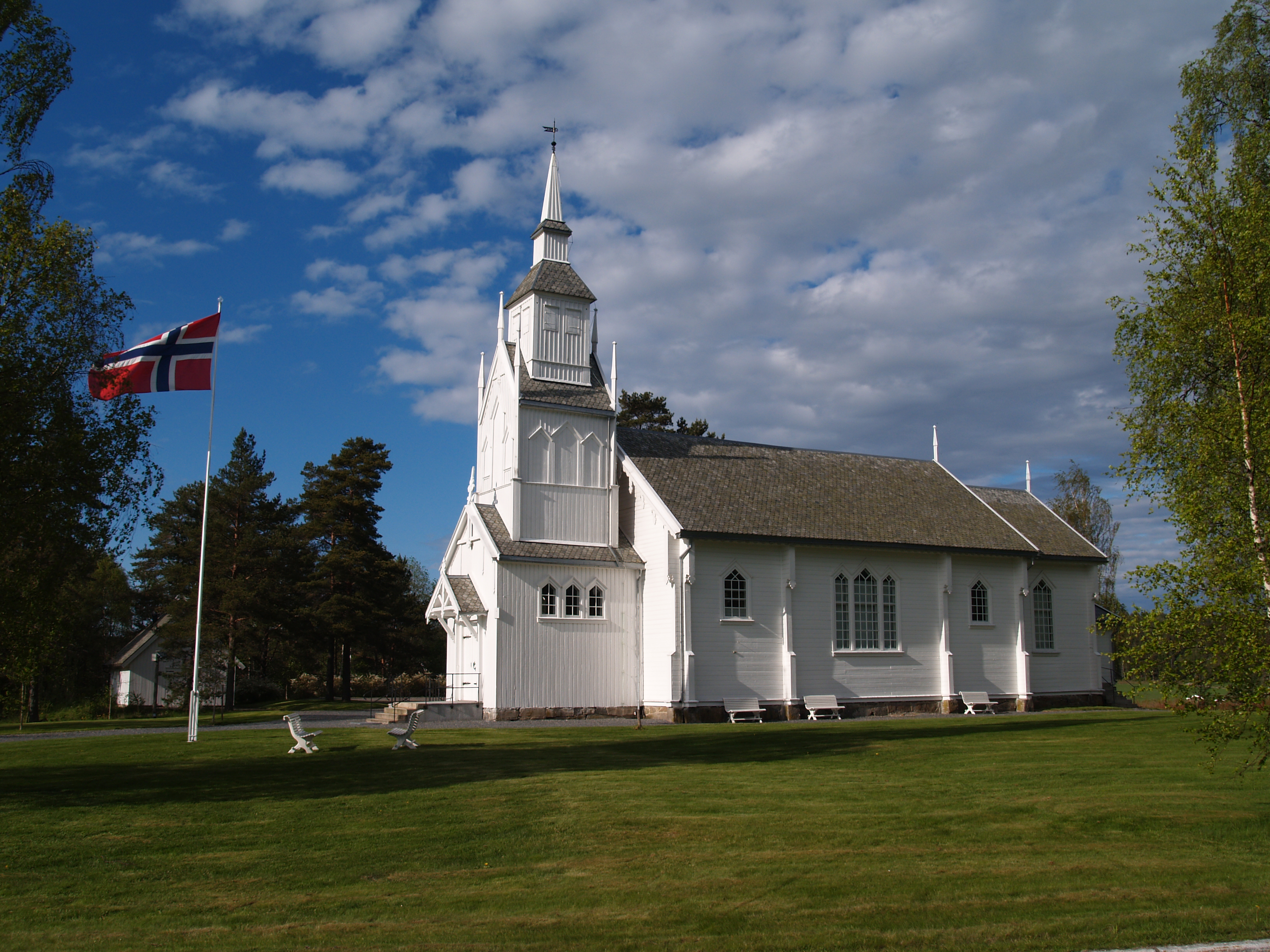 Gudstjeneste i Svinndal kirke 14. mai