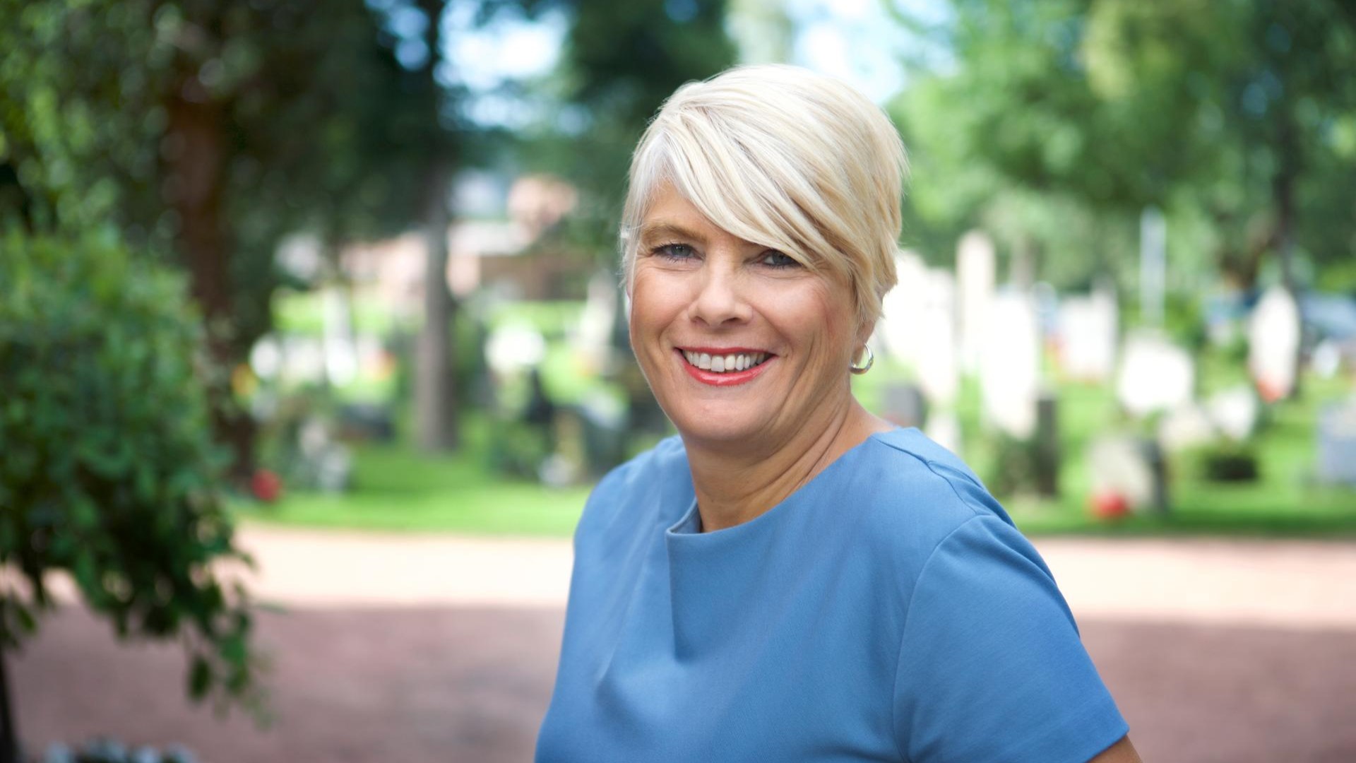 H.M. Kongen har utnevnt Kristin Gunleiksrud Raaum til Ridder av 1. klasse av Den Kongelige Norske St. Olavs Orden. Foto: Kolonihaven / Den norske kirke.