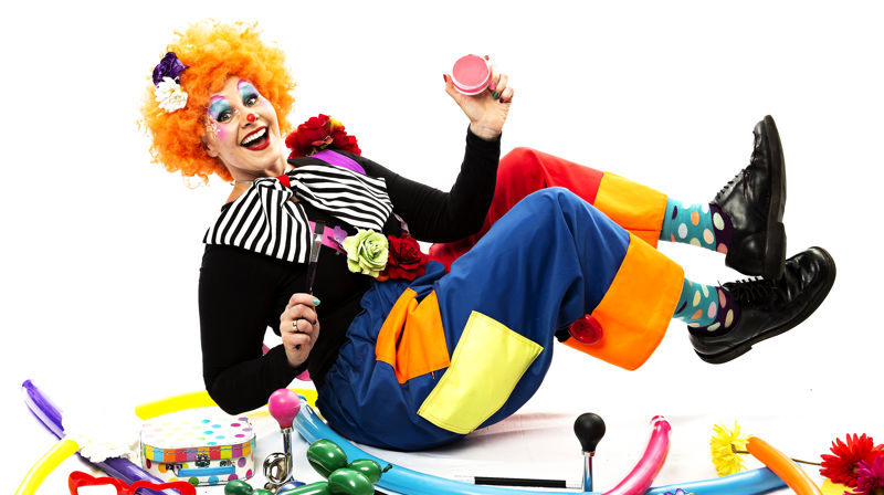 Gudstjeneste med Karneval 2.mars.