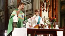 Det er et hovedmål å sikre prestetjenesten i Den norske kirke, sier lederen i Kirkerådet, Kristin Gunleiksrud Raaum. Illustrasjonsfoto. (Foto: Knut Edvard Larsen)