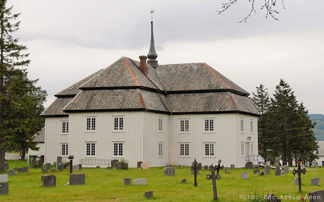 Evenes kirke. Foto: Kirkesøk/Per Arvid Åsen