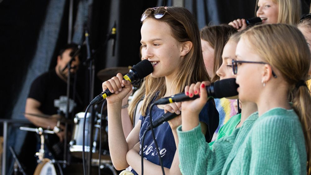 Ulstein TweenSing song på Ulsteinmessa (foto: Svein Arne Orvik)