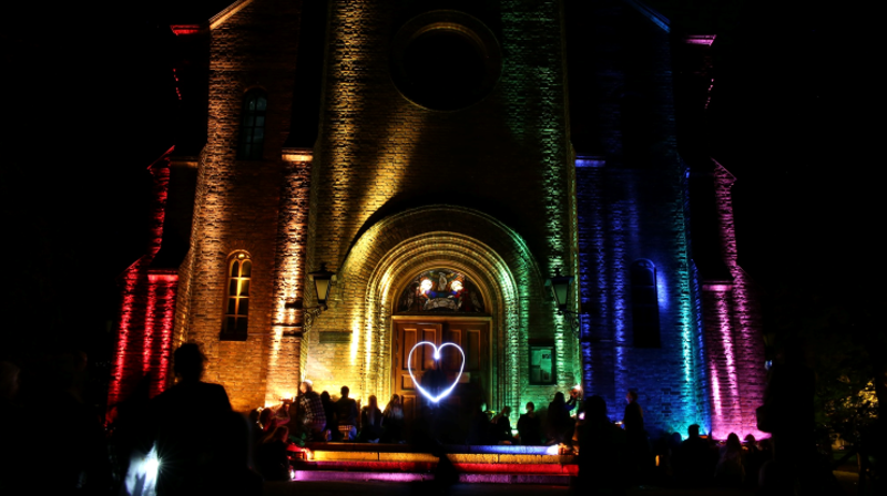 Mangfoldsmesse/regnbuegudstjeneste. Foto: Paulus og Sofienberg menighet