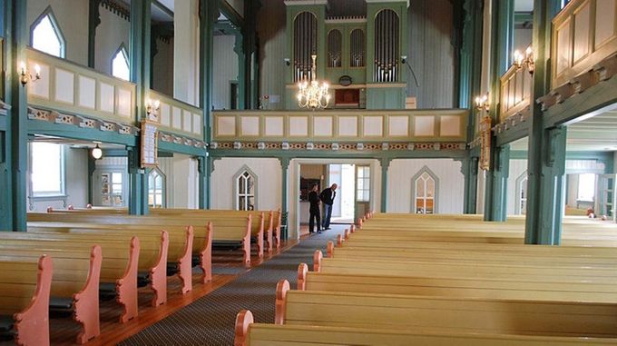 En koronatom Bjorbekk kirke. Foto: Geir Myre