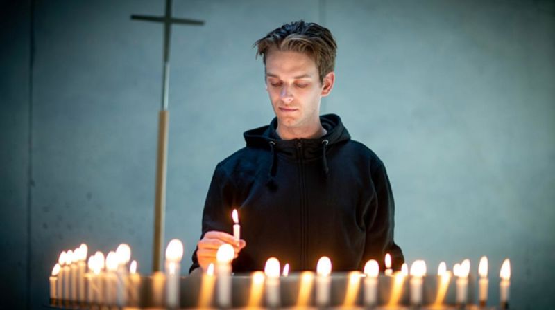 Illistrasjonsbilde fra lysglobe i kirken