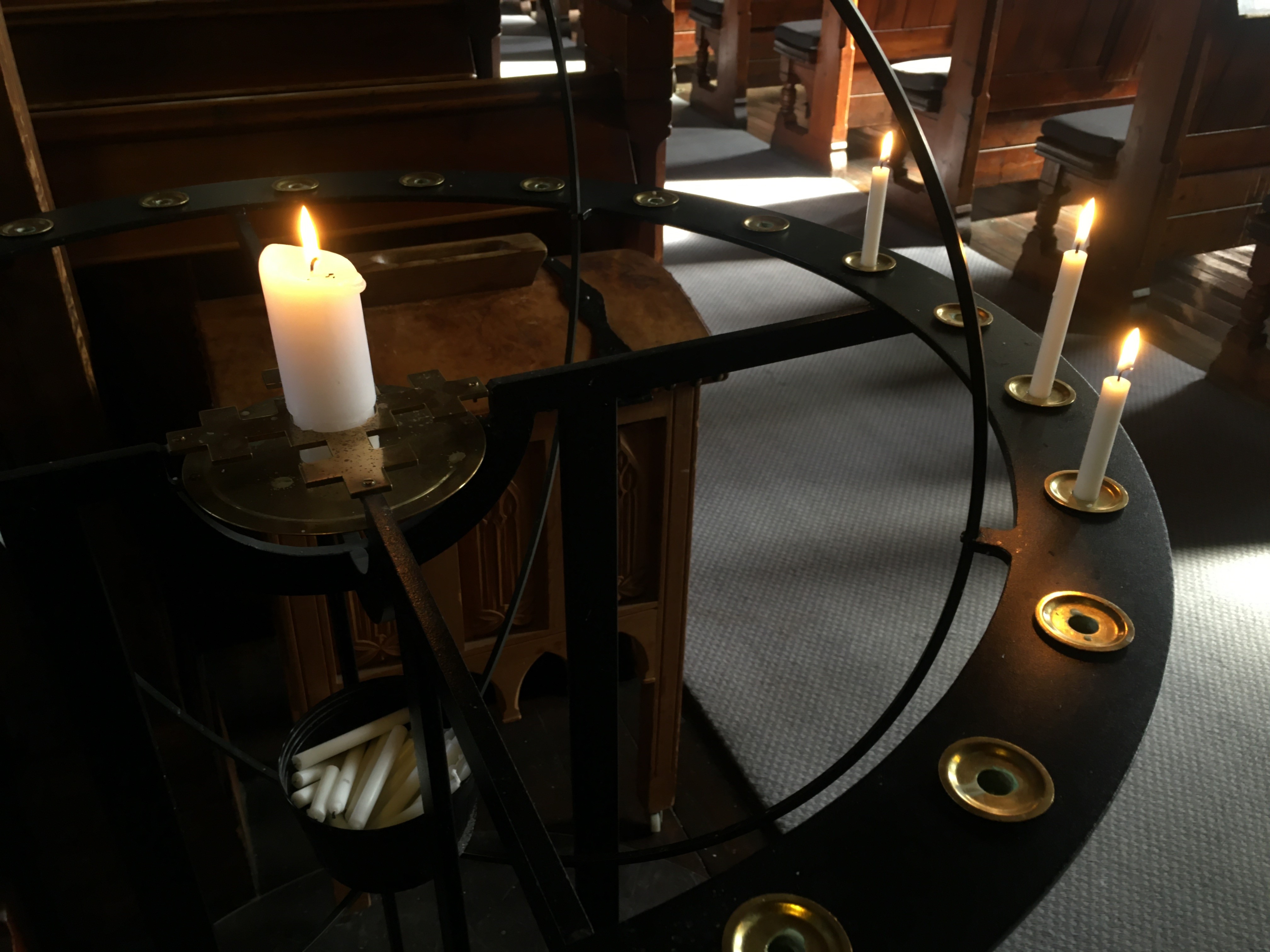 Åpen kirke - vil du hjelpe?