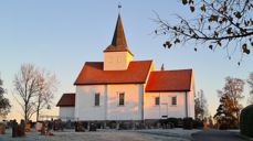 Mari kirke. Foto: Jostein Tegnér.