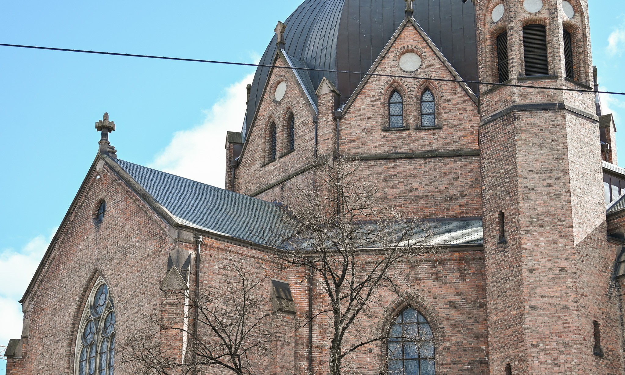 Toppbilde for Trefoldighet