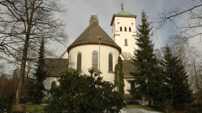 Ris kirke. Foto: kirkesøk.no