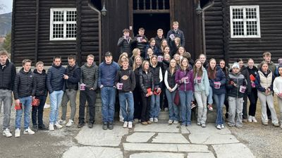 Konfirmantkullet i Nord-Fron 2025 samlar inn til Fasteaksjonen tysdag 8. april.