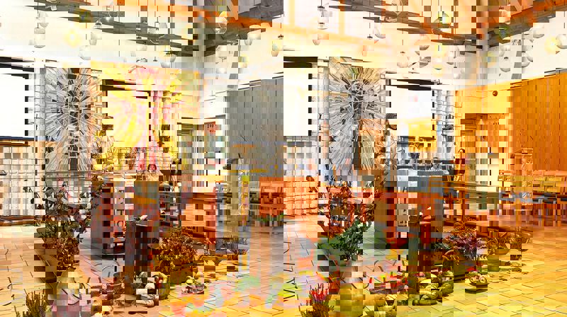 Vi søker vikarprest