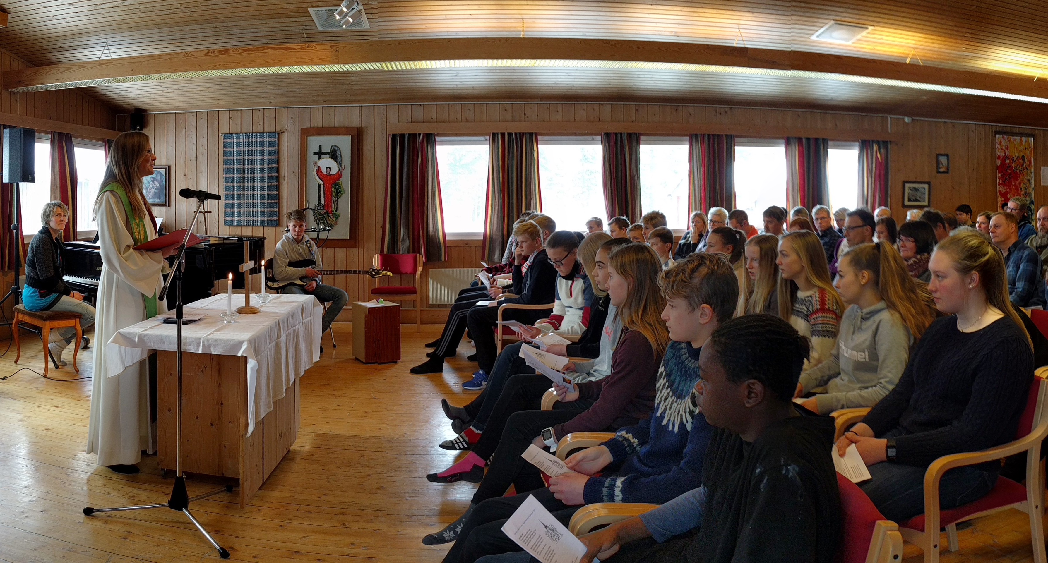 Glimt fra konfirmantleiren