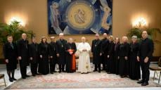 Biskop Ingeborg Midttømme og resten av biskopene i audiens i Roma. © Vatican Media.
