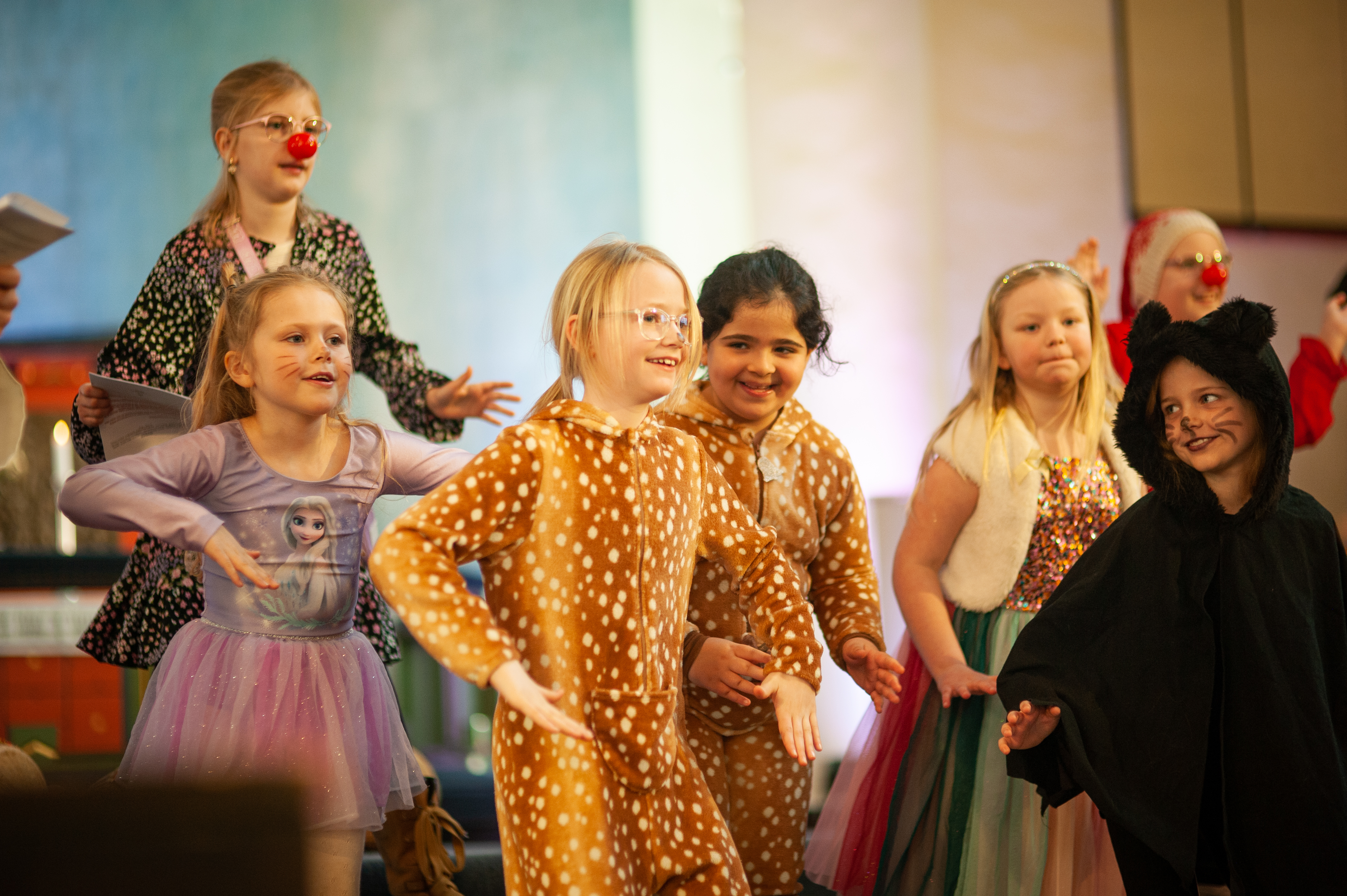 🎭Karneval gudstjeneste med 4-års bokutdeling