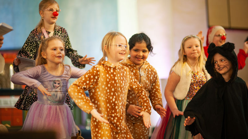 🎭Karneval gudstjeneste med 4-års bokutdeling
