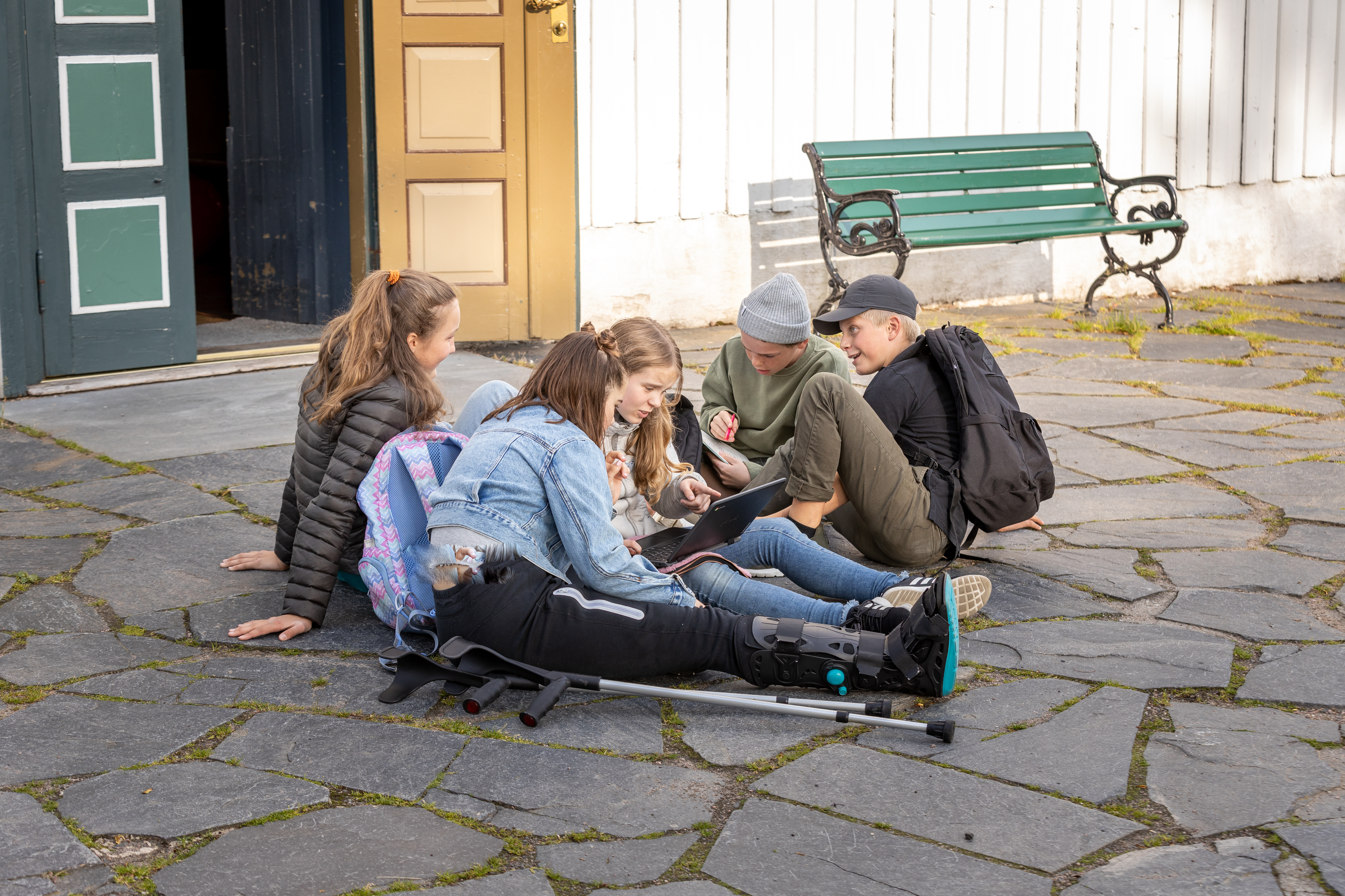 10. trinn: Menneskerettigheter, bærekraft og fattigdom