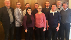 Konstituert bispedømmeråd 4. desember 2023: Fra venstre: Geir Jørgen Bekkevold (Åpen folkekirke, Skien), Terje Damman (Åpen folkekirke, Mandal), Håkon Kolstad Varhaug (Bønnelista, Holum), Emma Li Hu Humlegård (1. vara Åpen folkekirke, Porsgrunn), Per Gunnar Pedersen (leke tilsattes representant, Kristiansand), Kathrine Tallaksen Skjerdal (prestenes representant, Høvåg), Erik Lunde (Nominasjonskomiteens liste, Kristiansand), Andreas Holm (Frimodig kirke, Grimstad), Tore Thomassen (Nominasjonskomiteens liste, Birkeland) og biskop Stein Reinertsen. Stine Beate Ljostad, fra Åpen folkekirke og Vinje hadde forfall og var ikke til stede.