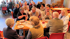 Bispedømerådet reiste til Førde og Jølster for å møta representantar for dei lokale kyrkjelydane, i bispedømerådsmøtet i Førde og på Bjørgvinsamtalen i Jølster. Her frå møtet i Vassenden kyrkje. Foto: Rune Garmann