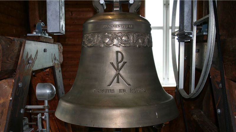 Sundag ringer kyrkjeklokkene for fred