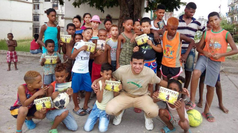 Søndagsskuleelavar i Guantánamo. Foto: Alfredo Rasua/Normisjon