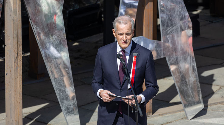 Statsminister Jonas Gahr Støre talar. Foto: Gjermund Øystese, Norges kristne råd