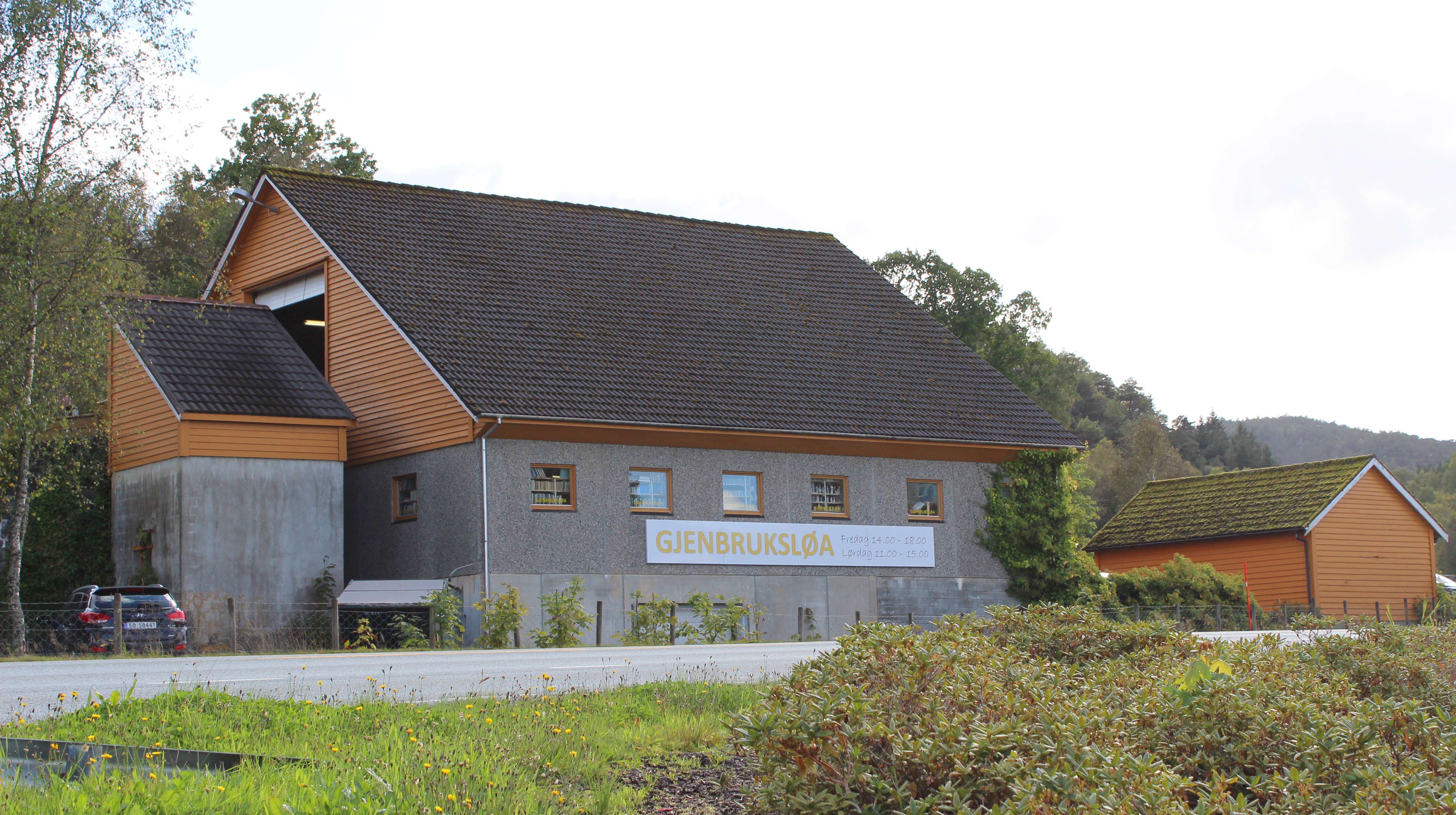 Gjenbruksløa i Førde i Sveio er ti år i 2024