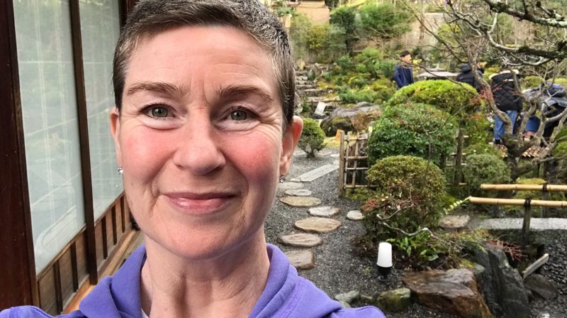 Theresa Tolmie-McGrane i messe for verdighet