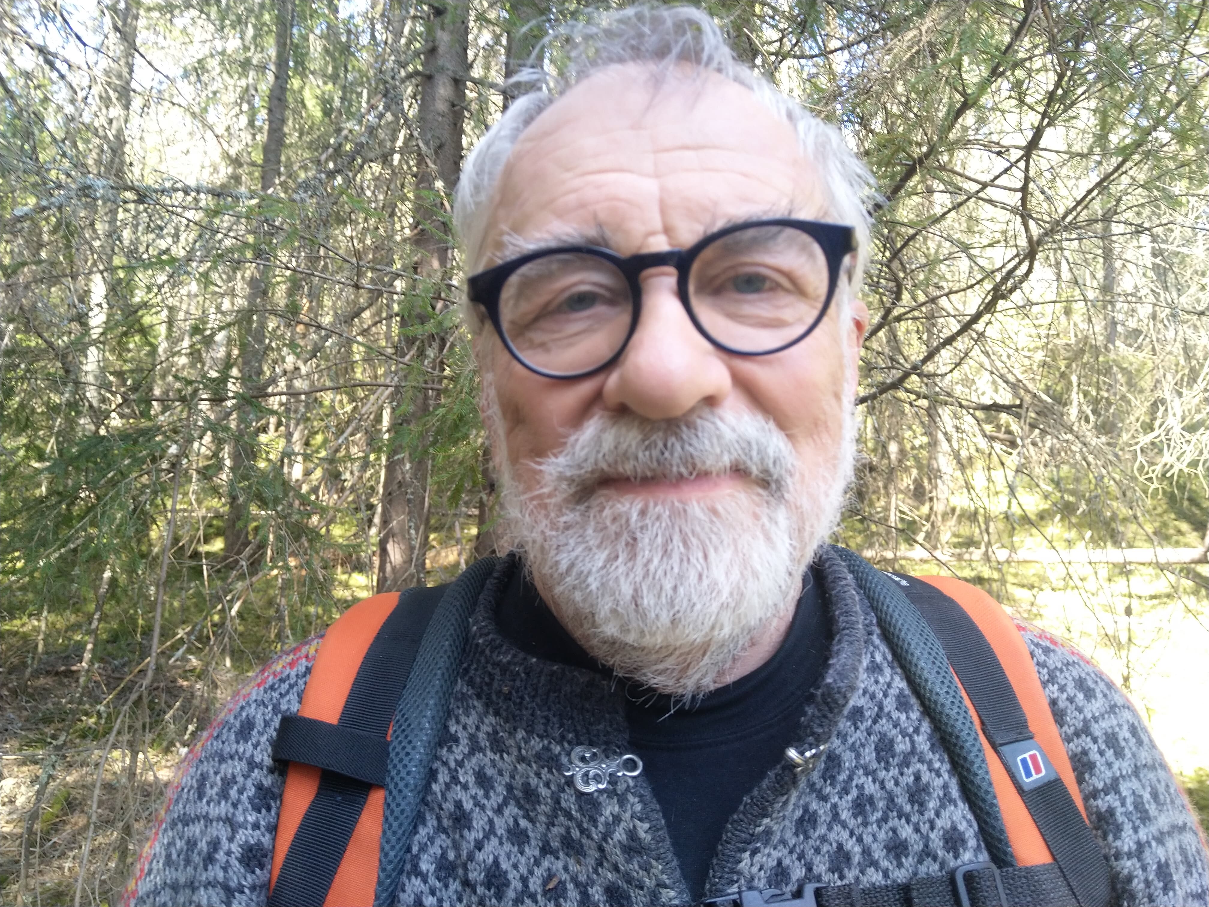 Gjermund Stormoen var en av de frivillige som hadde åpen kirke i Drøbak i påsken 2020