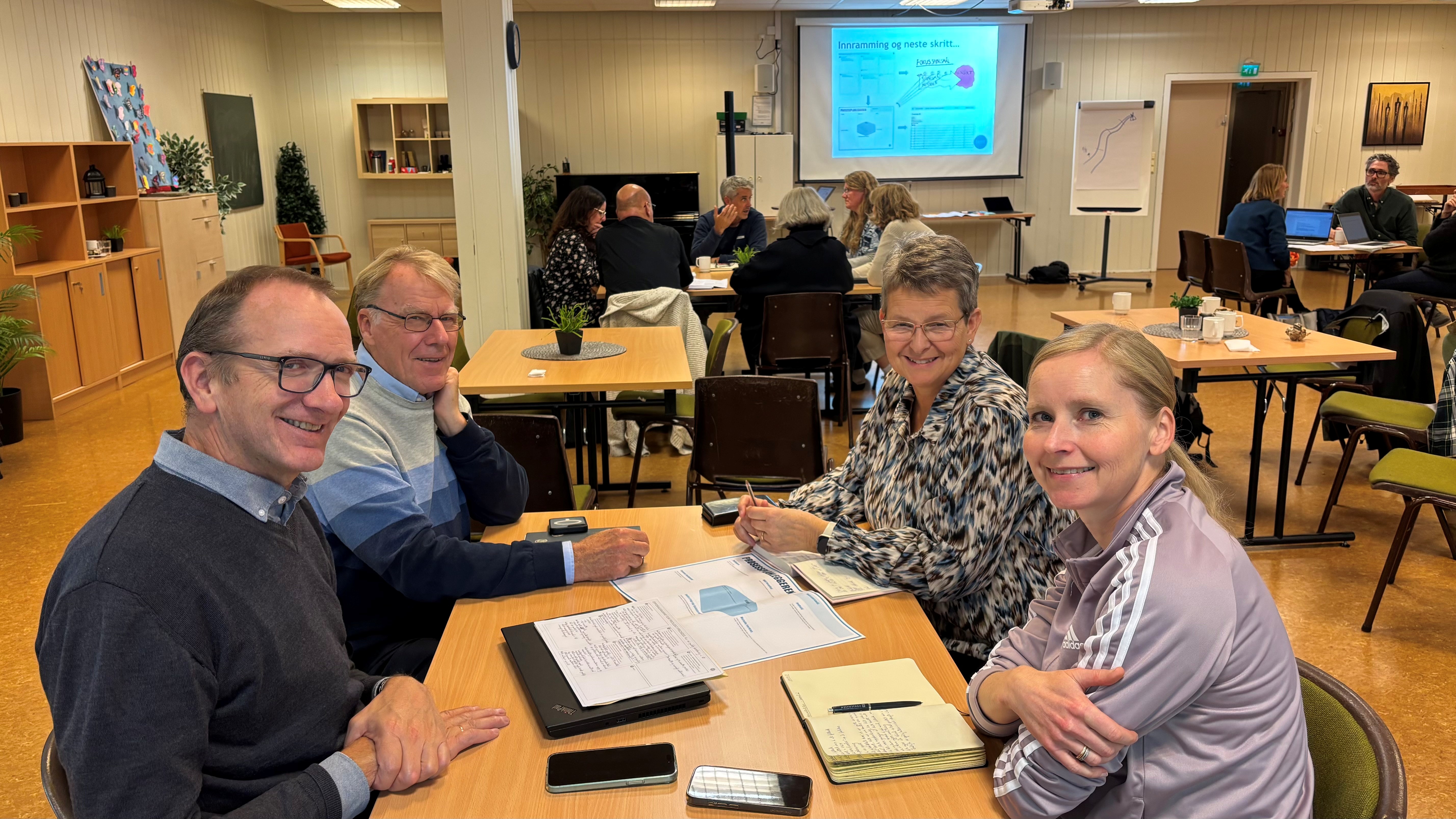 Prosjektgruppen i Indre Østfold; fra venstre prost Kjartan Bergslid, leder av fellesrådet Bjørn Solberg, kirkeverge Anne Grethe Larsen og sokneprest Marita Solberg Bjørke. 