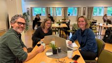 Gode samtaler og felles refleksjoner skaper utvikling! Her med Sverre Mangrud fra STYP, kirkeverge Kristine Thorstvedt og prost Kjerstin Jensen.