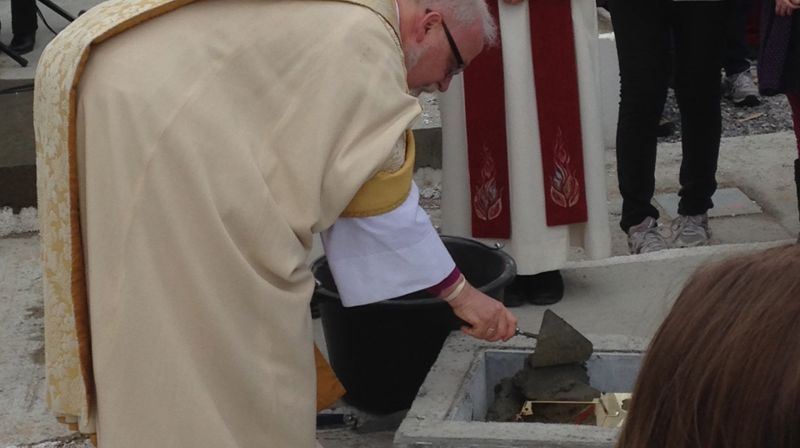 Biskop Sommerfeldt murer grunnstein