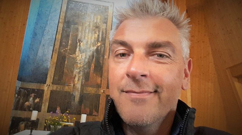 Eiliv Revling Holm, med 7 års erfaring fra trosopplæringsarbeid i Gjøvik, er fornøyd med studiet og med eksamensresultatet