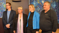 Fra venstre: kirkefagsjef Jan Christian Kielland, biskop Solveig Fiske, nesteleder i FRP Sylvi Listhaug og helt til høyre, Geir Fauchald fra Oppland FRP.