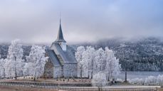 Slidredomen i Vestre Slidre er den kyrkja som blir mest brukt. Foto: Ola Døhl