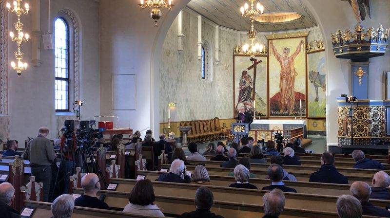 Hamar domkirke er Nordens minste i et folkekirke-bispedømme der mer enn 7 av 10 er medlemmer av DnK. Foto: Hamar bispedømmeråd