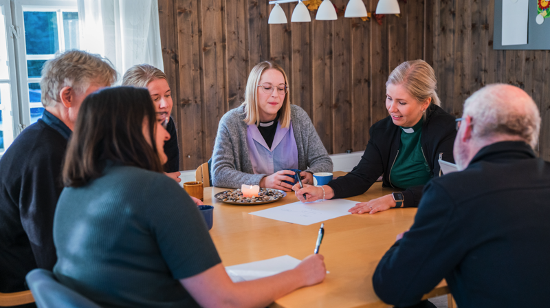 Stabsmøtet samler alle uavhengig av arbeidsoppgave. Foto: Bo Mathisen
