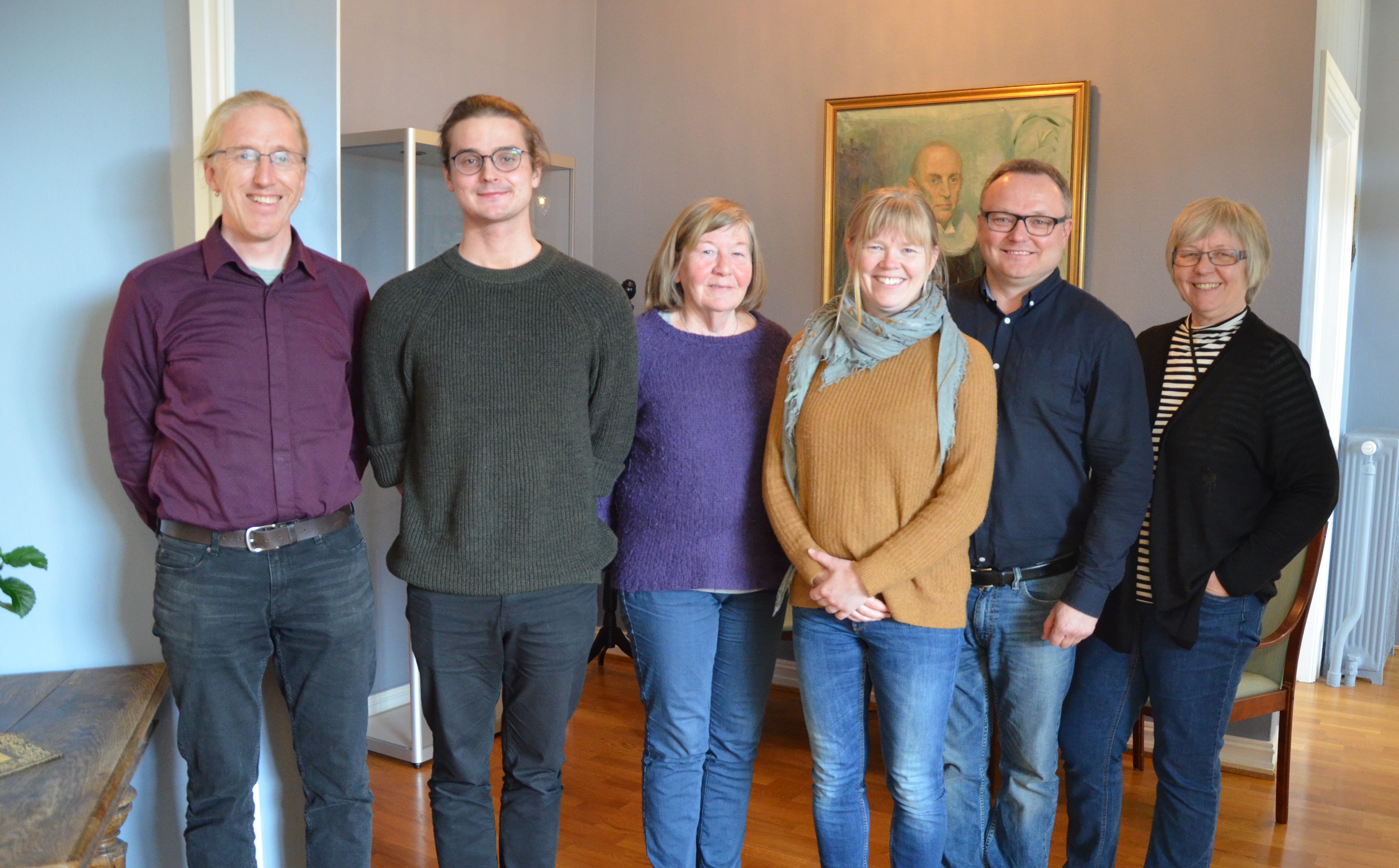 Valgr&#229;det utnevnt av Hamar bisped&#248;mmer&#229;d har ansvar for &#229; styre valget av medlemmer til bisped&#248;mmer&#229;det og Kirkem&#248;tet. 6. mai ble innleverte lister til Kirkevalget godkjent. Fra venstre Sveinung Moesgaard Skjesol, Ole Midthun, Aase Marie R&#248;d, Ingrun Jule, Ragnar L&#248;snesl&#248;kken og Solveig Seem