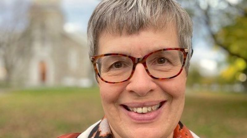 Anne Jørstad er tilsatt som sokneprest i Moen og Ål. Foto: Privat