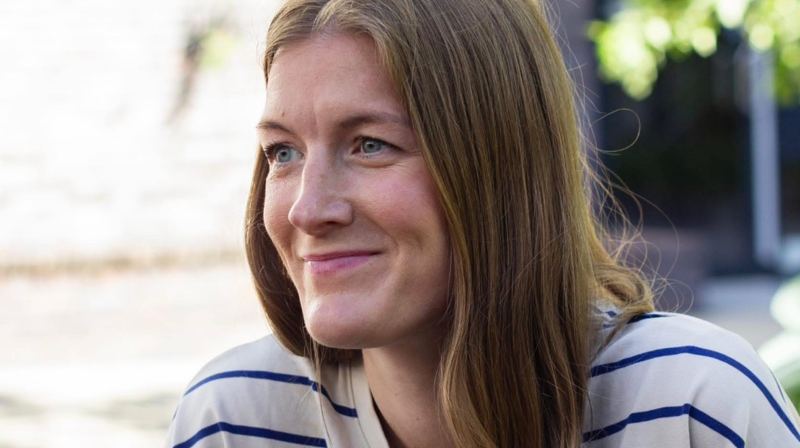 Ingrid Ribe-Nyhus har vokst opp i Ottestad i Stange. Dit kom hun som fem-åring fra Oppdal. Foto: Klara Magnusson