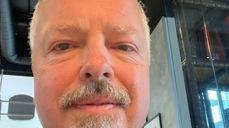 Ola Viker Lunde tjuvstarta tenesta som kyrkjelydsprest med gudsteneste i Volbu kyrkje. Nå blir kyrkja ei av fem den nye soknepresten skal gjere teneste i. Foto: privat.