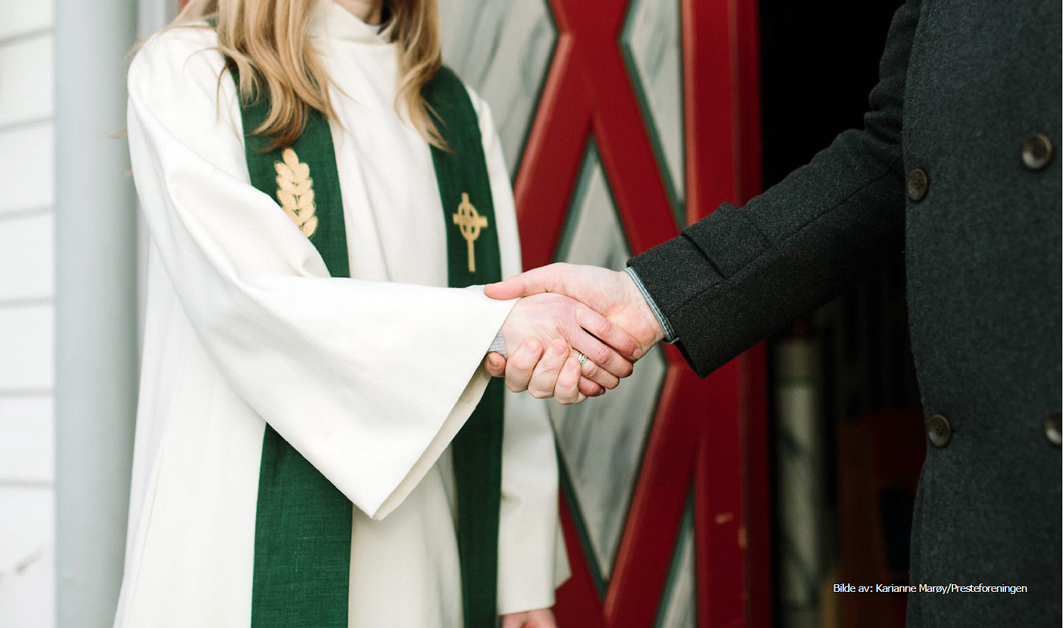 Hver fjerde kvinnelige prest i Den norske kirke i Møre har opplevd uønskede hendelser basert på sitt kjønn og yrke. Nå tar kirken grep for å bedre arbeidsmiljøet. Foto: Kirkerådet 